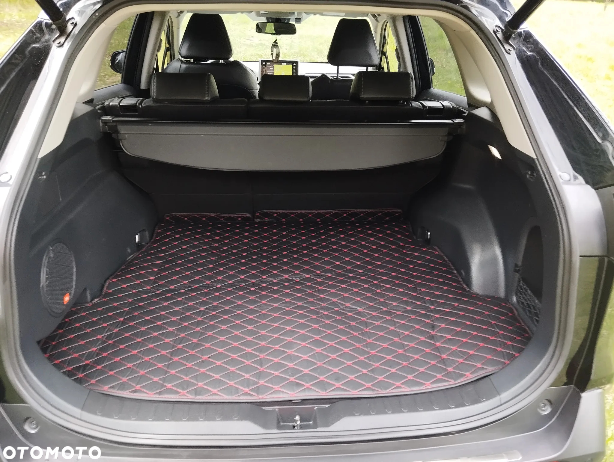 Toyota RAV4 - 9