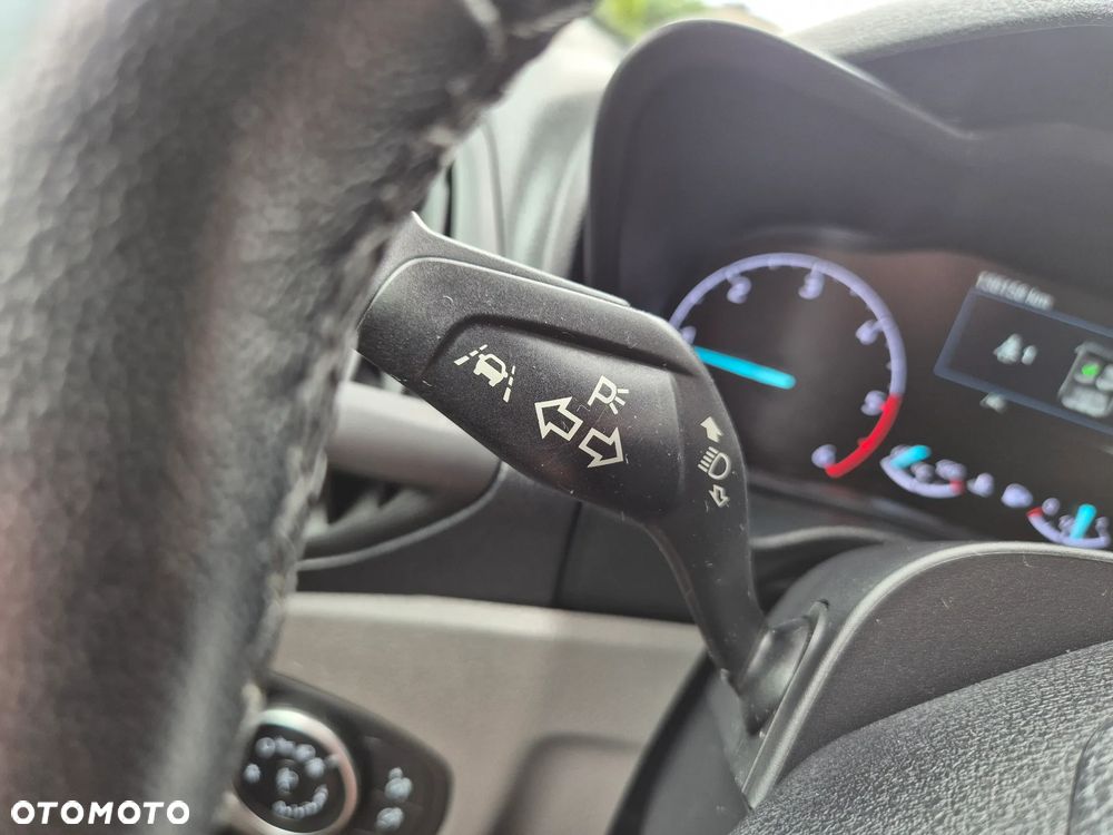 Ford Tourneo Connect Gr 1.5 EcoBlue Trend - 16