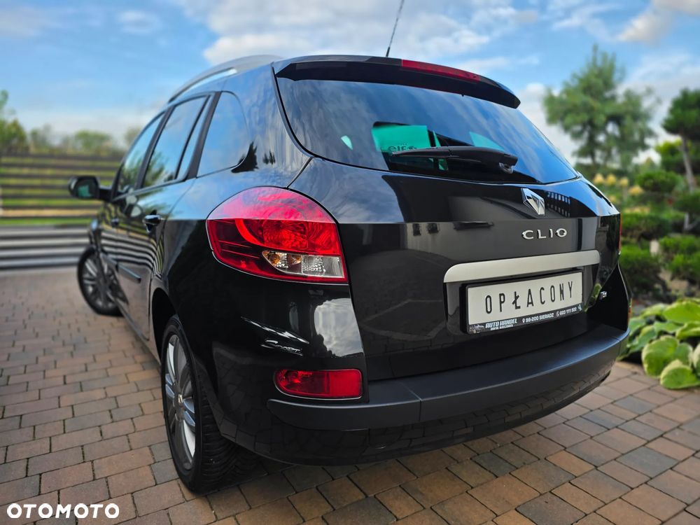 Renault Clio - 13