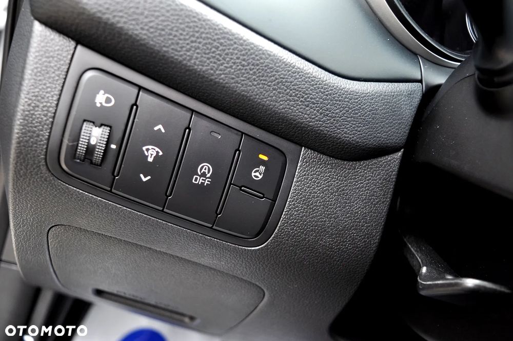 Kia Ceed 1.4 CVVT Dream Team Edition - 25