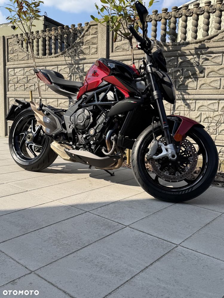 MV AGUSTA Brutale - 5