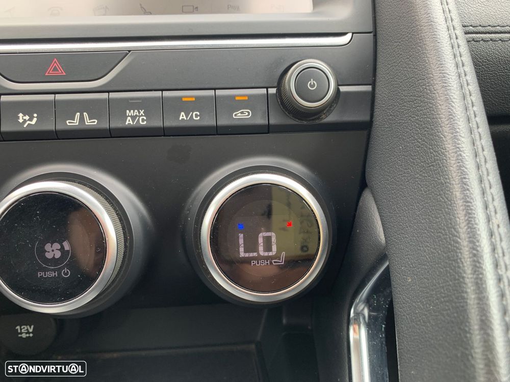 Jaguar E-Pace 2.0 P250 R-Dynamic S AWD Aut. - 30