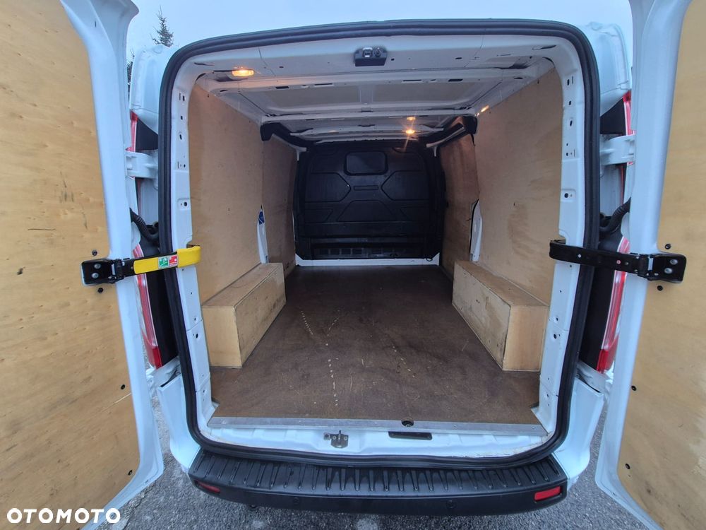 Ford TRANSIT CUSTOM 2.0 TDCI - 12