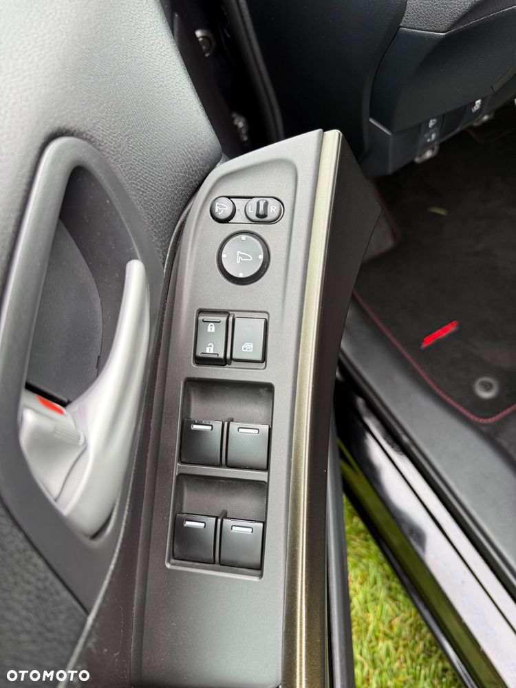 Honda Civic 1.8 i-VTEC Sport Black Edition - 35