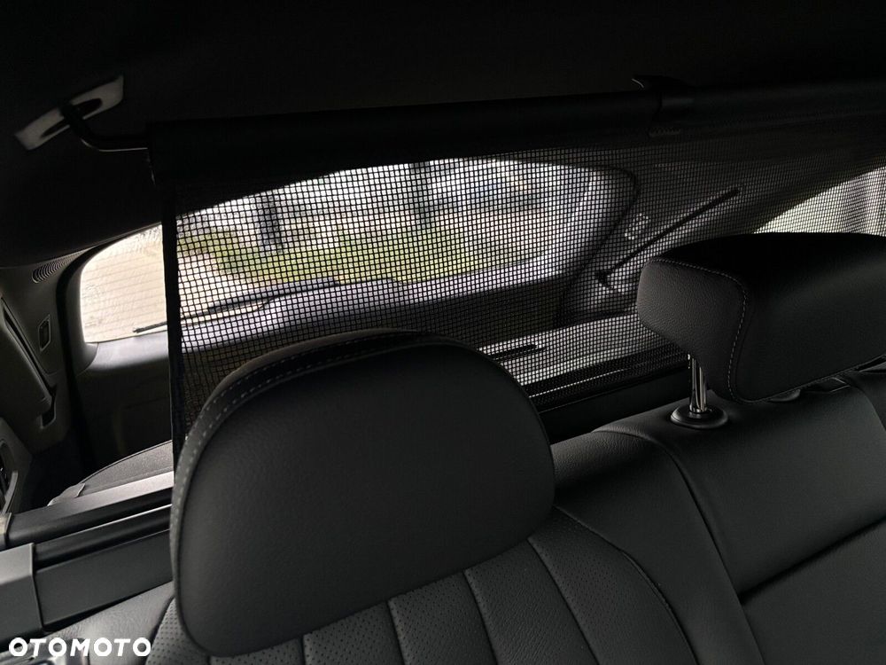 Mercedes-Benz Klasa E - 23