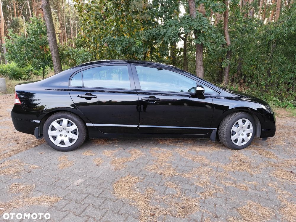 Honda Civic 2010 photo 4