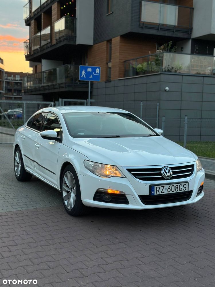 Volkswagen Passat CC - 2