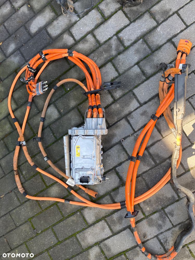 Falownik Konwerter Inwerter Mercedes C klasa W205 A2055452428