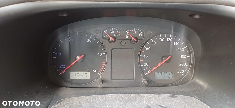 Volkswagen Transporter - 7