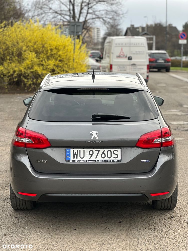 Peugeot 308 - 5