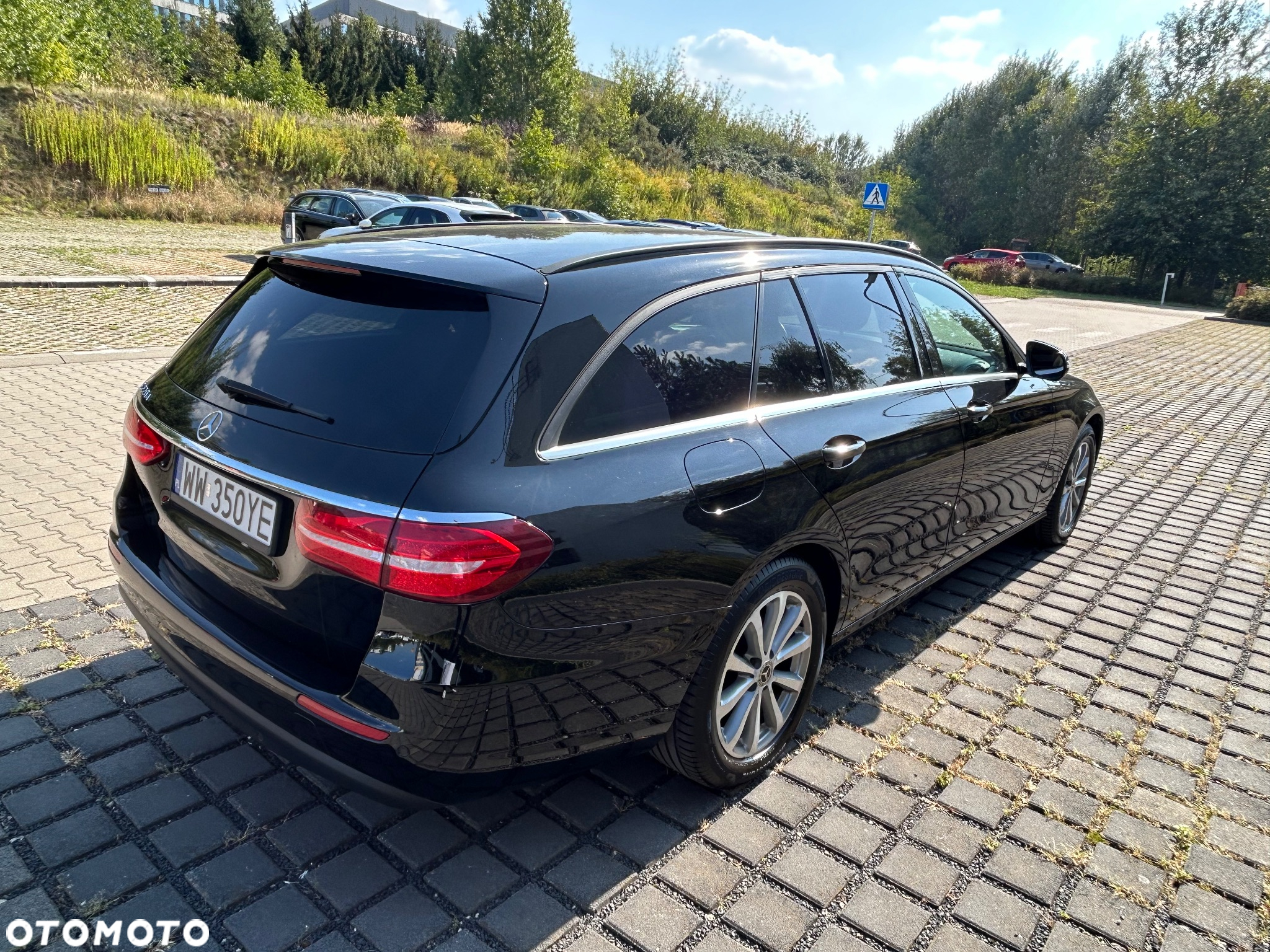 Mercedes-Benz Klasa E 220 d Business Edition 9G-TRONIC - 5