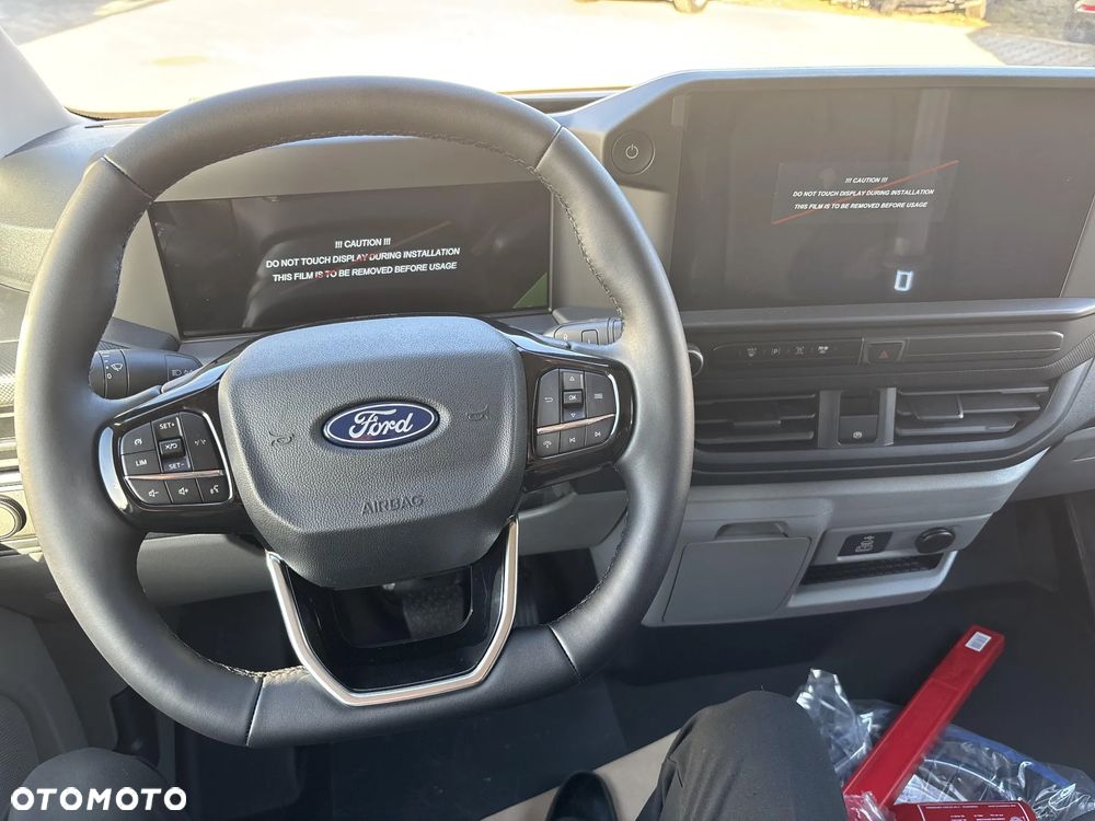 Ford E - Transit Custom - 13