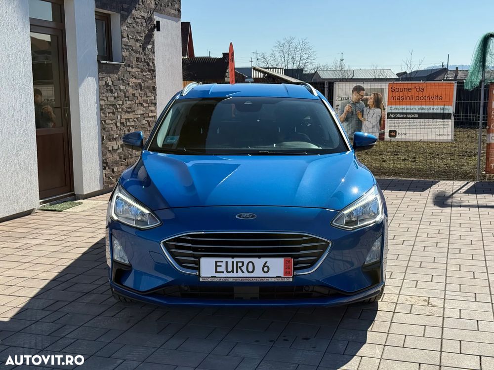 Ford Focus - 8