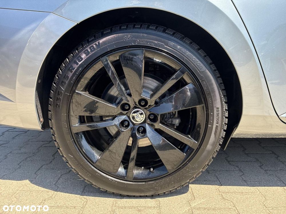 Skoda Superb - 19