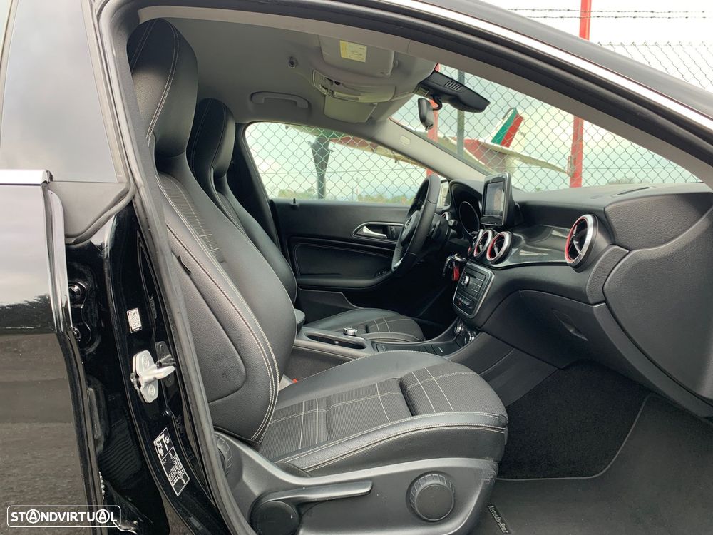 Mercedes-Benz CLA 200 d Shooting Brake AMG Line Aut. - 17
