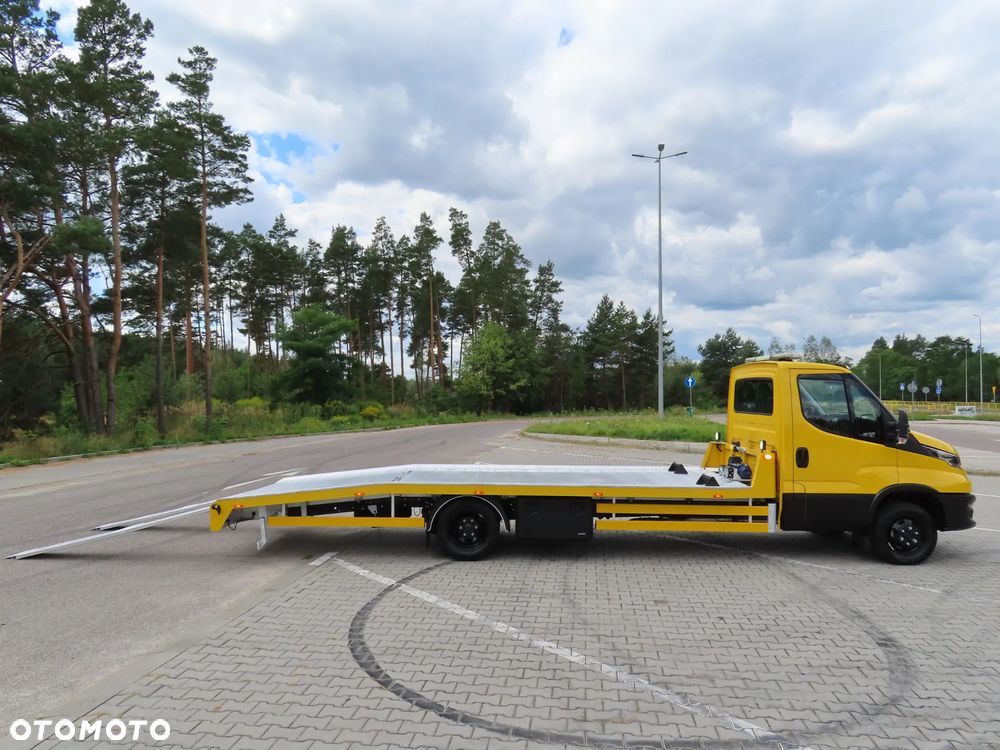 Iveco DAILY 50C18 Laweta POMOC DROGOWA Przewóz Pojazdów AUTOLAWETA 6100 mm Dł. Platformy DMC 3500 Kg Rozstaw Osi 4750 mm WZMACNIANE Zawieszenie Adaptacyjne Pneumatyczne Stan NOWY OKAZJA - 29