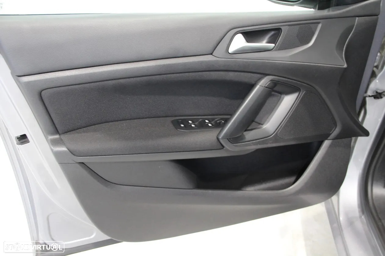 Peugeot 308 1.2 PureTech Access - 5
