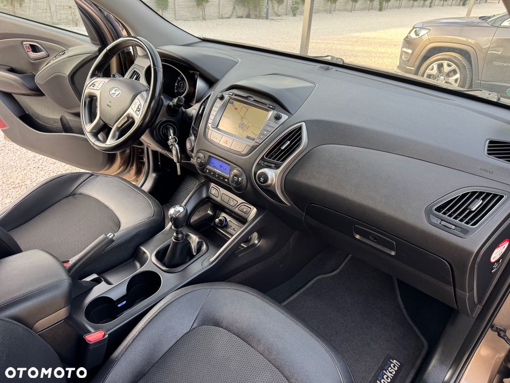 Hyundai ix35 2.0 4WD Trend - 29