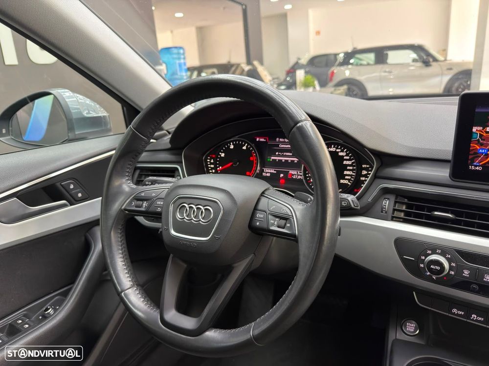 Audi A4 Avant 35 TDI S tronic - 26