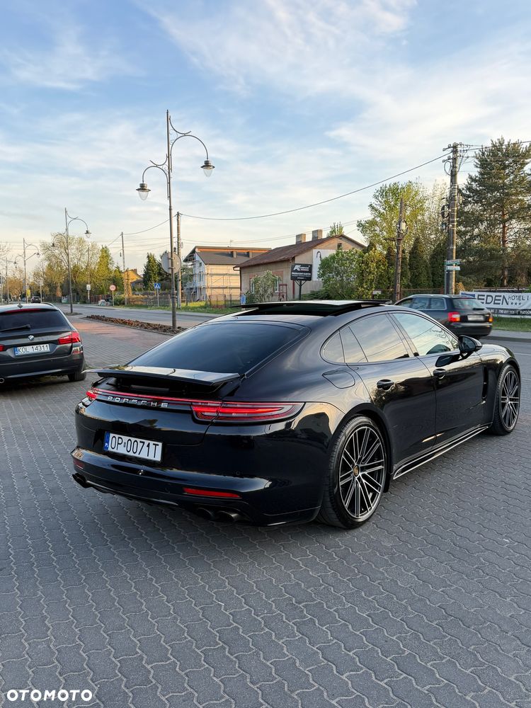 Porsche Panamera 4 E-Hybrid Executive - 4