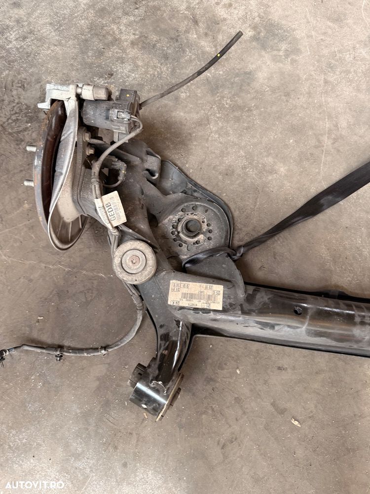 Punte spate originala stare perfecta FORD FOCUS 4  an 2018-2024 cu discuri - 2