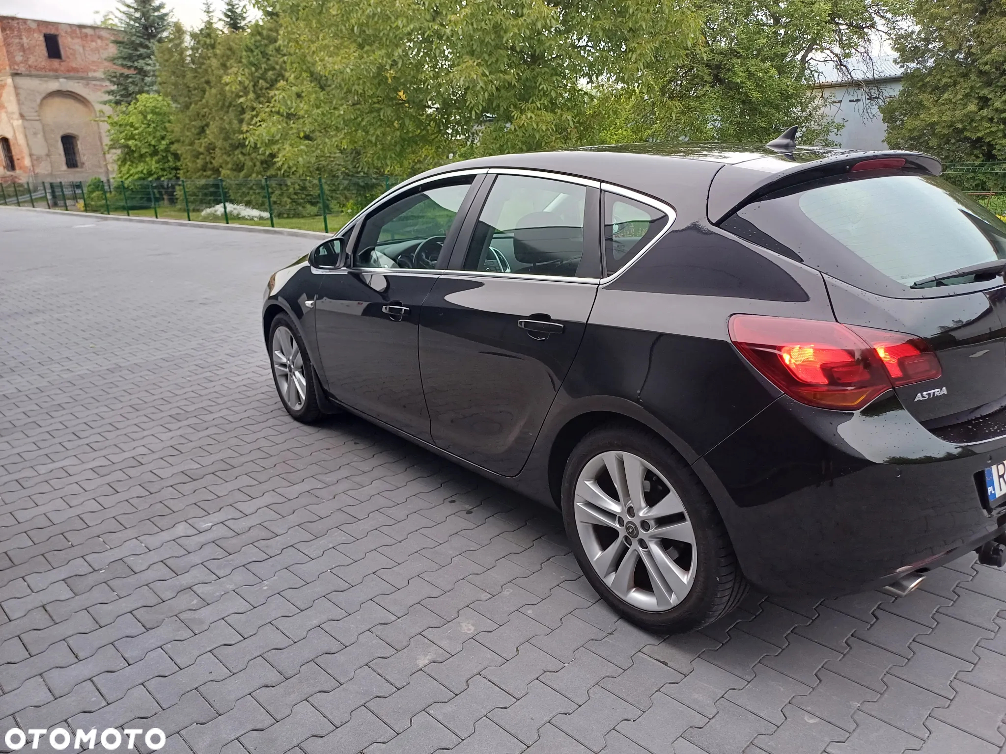 Opel Astra IV 1.4 T Cosmo - 4