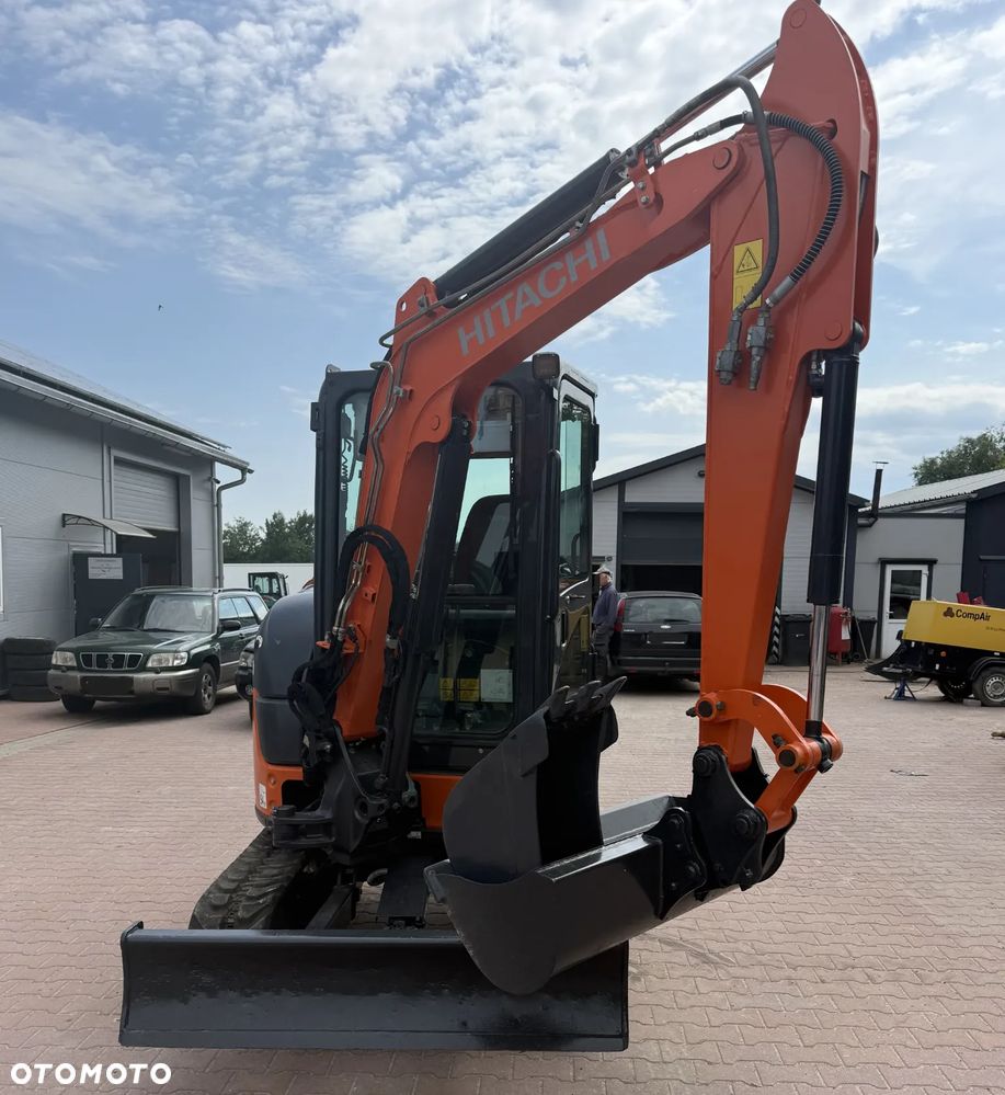 Hitachi ZX33U ZAXIS - 10