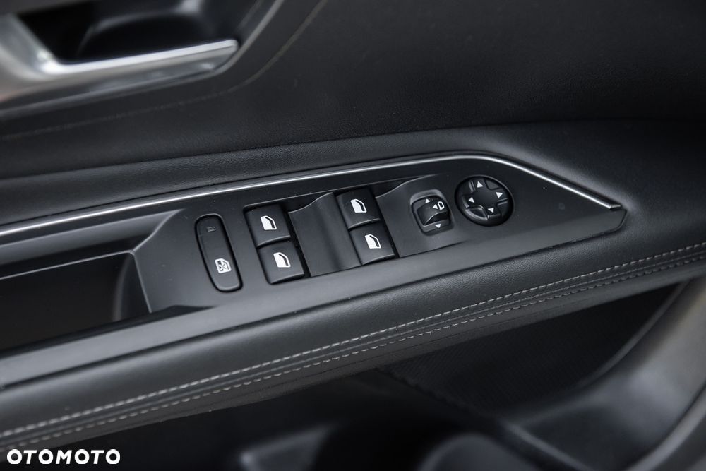 Peugeot 5008 BlueHDI 130 Allure Business-Paket - 17