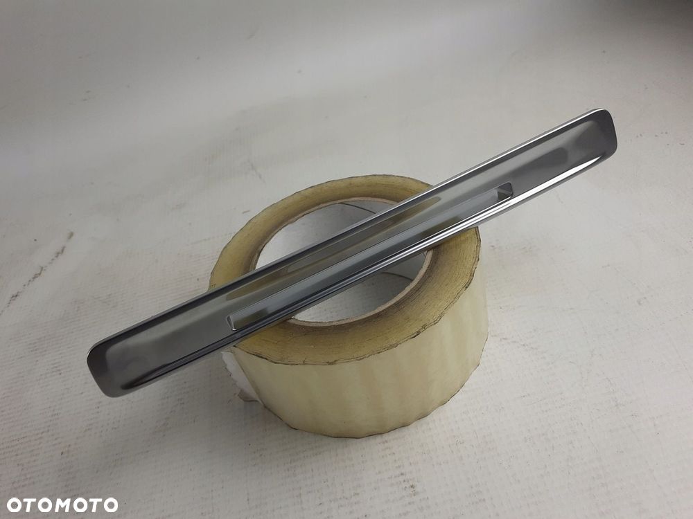 Volvo XC60 I listwa ozdobna radia chrom 2008-17r. - 3