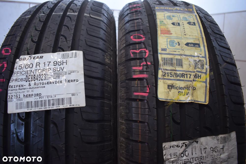 R17 215/60 Goodyear Efficient GRIP SUV 4x4 Cena za parę - 1