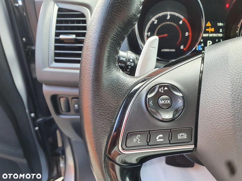 Mitsubishi ASX 2.2 DI-D 4WD Automatik Diamant Edition+ - 18