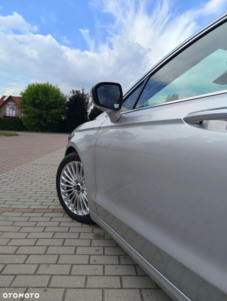 Ford Mondeo 2.0 TDCi Titanium PowerShift - 27