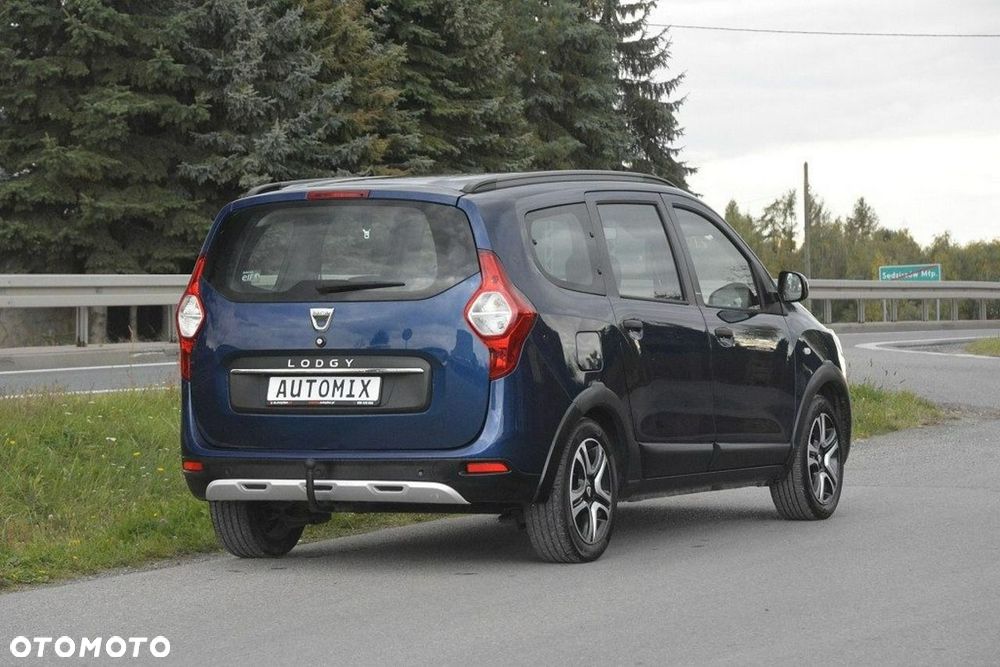 Dacia Lodgy SCe 100 Stepway - 9