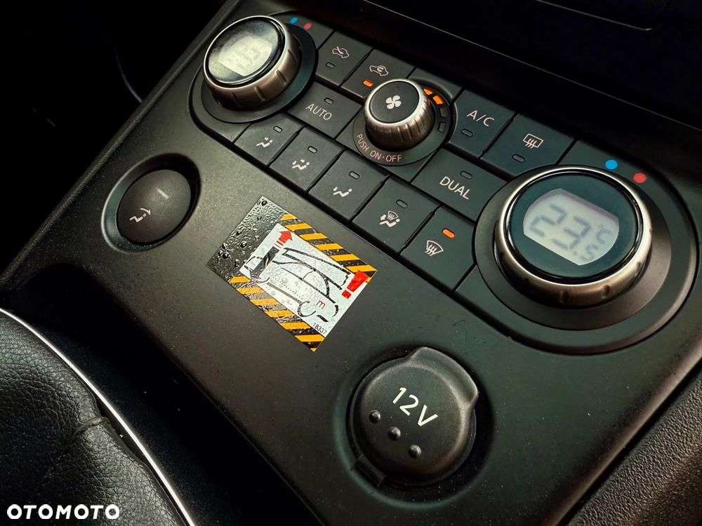 Nissan Qashqai 2.0 4 x 4 tekna - 17