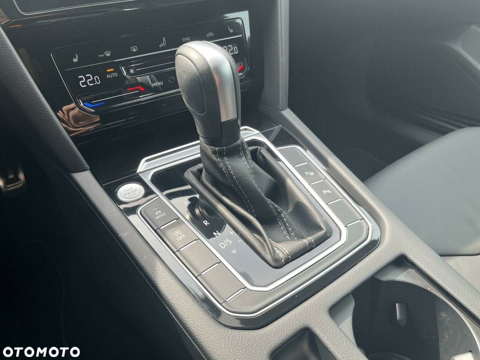 Volkswagen Arteon 2.0 TDI 4Motion R-Line DSG - 24