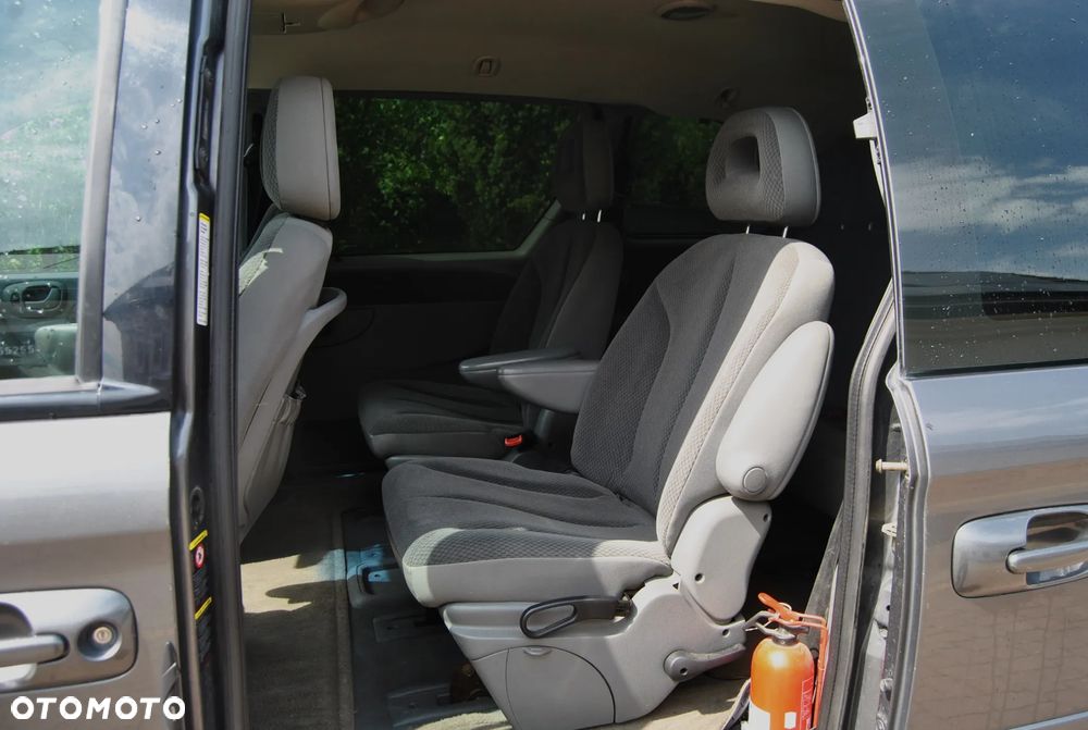Chrysler Voyager 2.8 CRD SE - 6