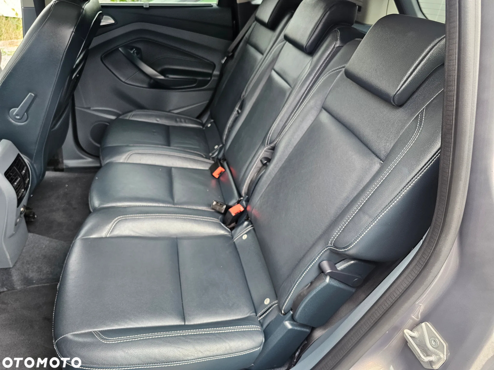 Ford C-MAX 1.6 TDCi Start-Stop-System Titanium - 14