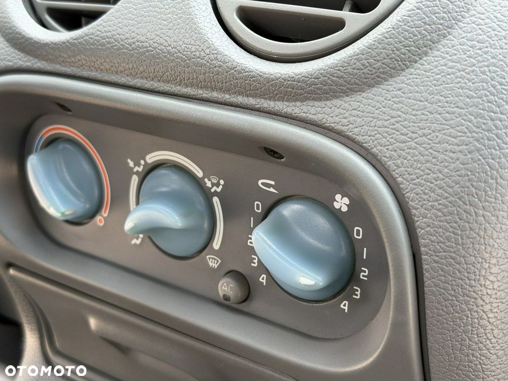 Renault Twingo - 19
