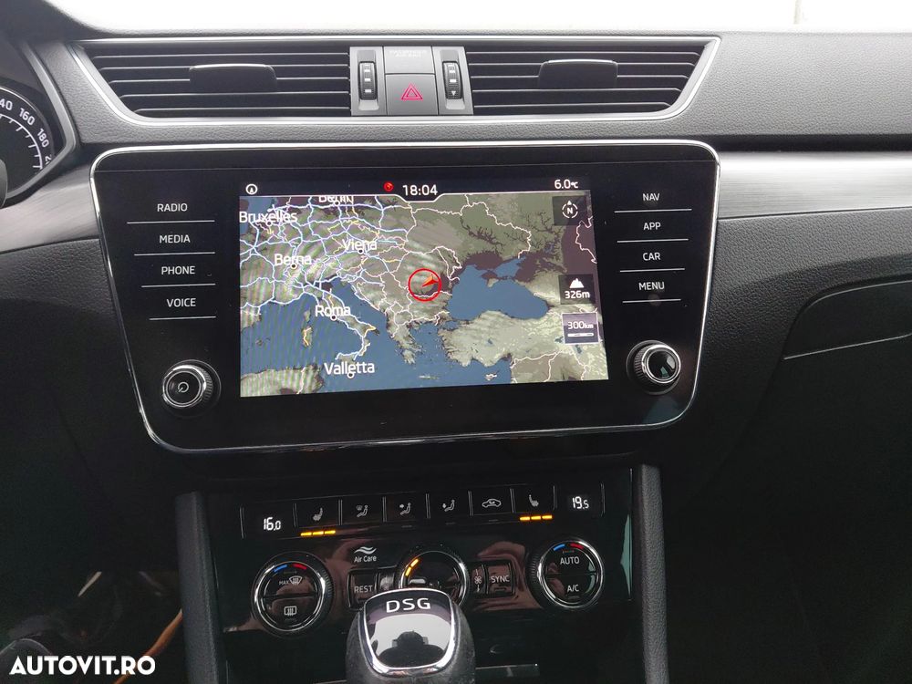 Skoda Superb 2.0 TDI DSG Style - 26