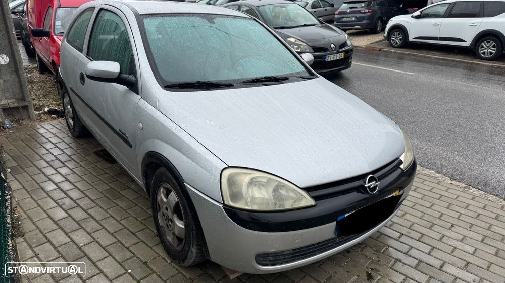 Opel Corsa 1.2 16V Confort - 2