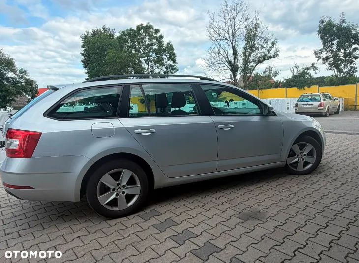 Skoda Octavia - 4