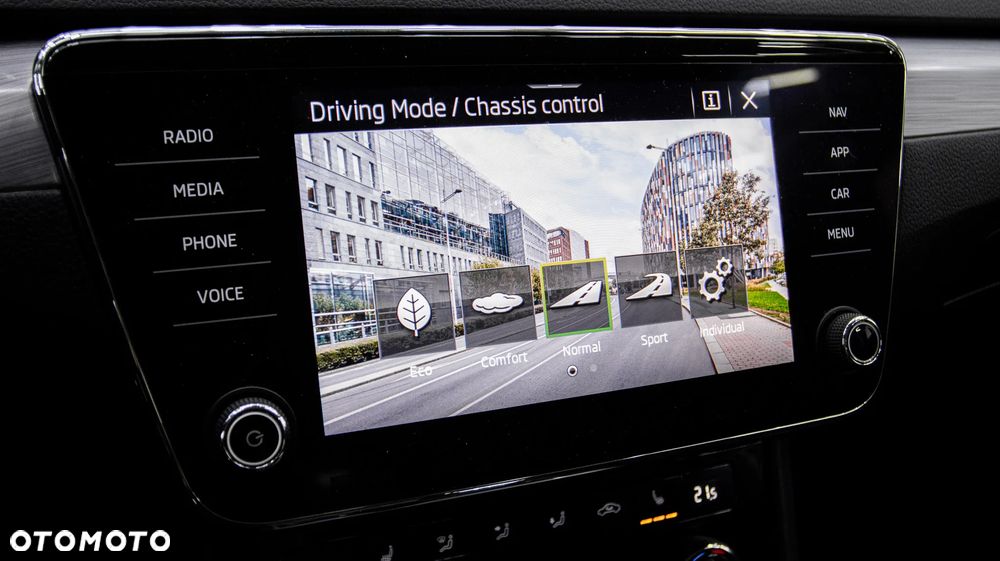 Skoda Superb 1.4 TSI Plug-In Hybrid Ambition DSG - 19