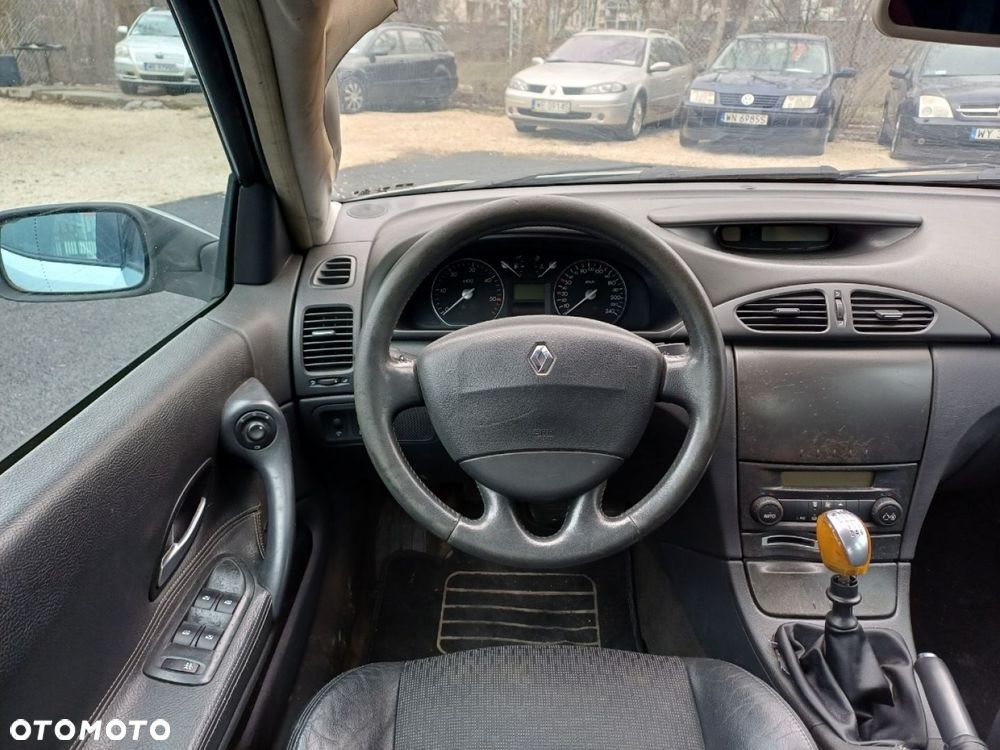 Renault Laguna - 8