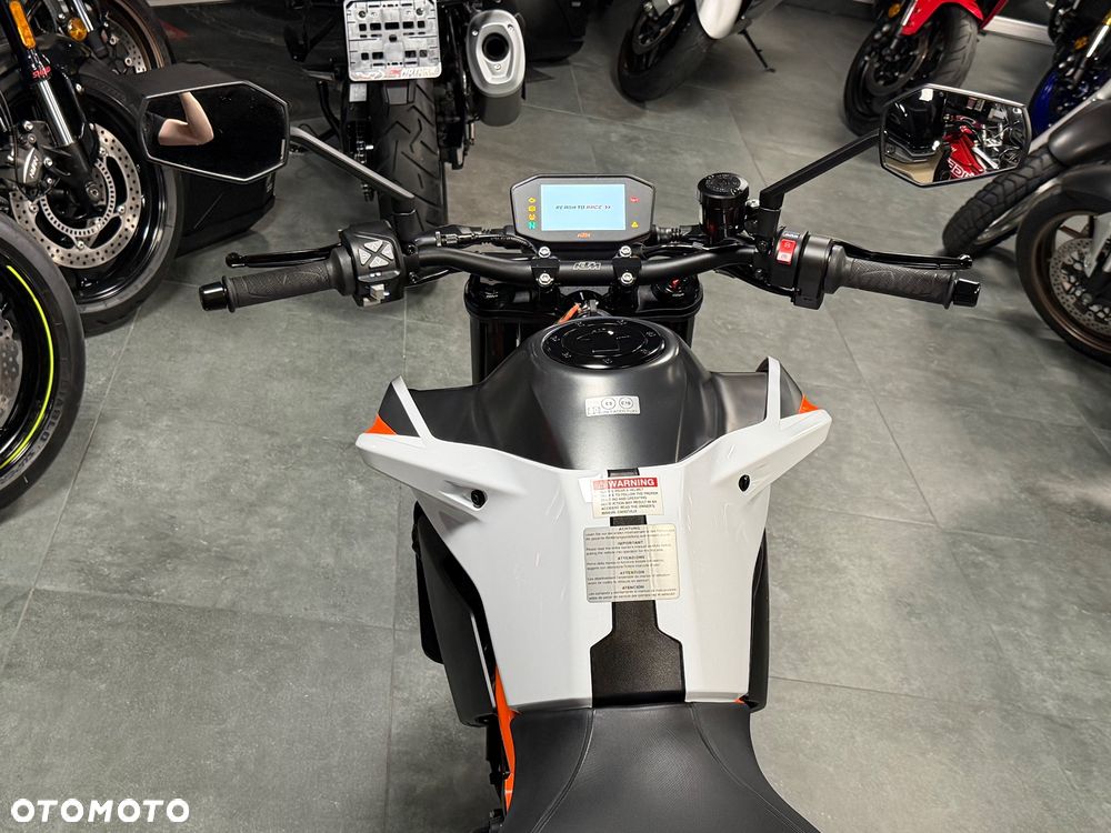 KTM Duke - 22