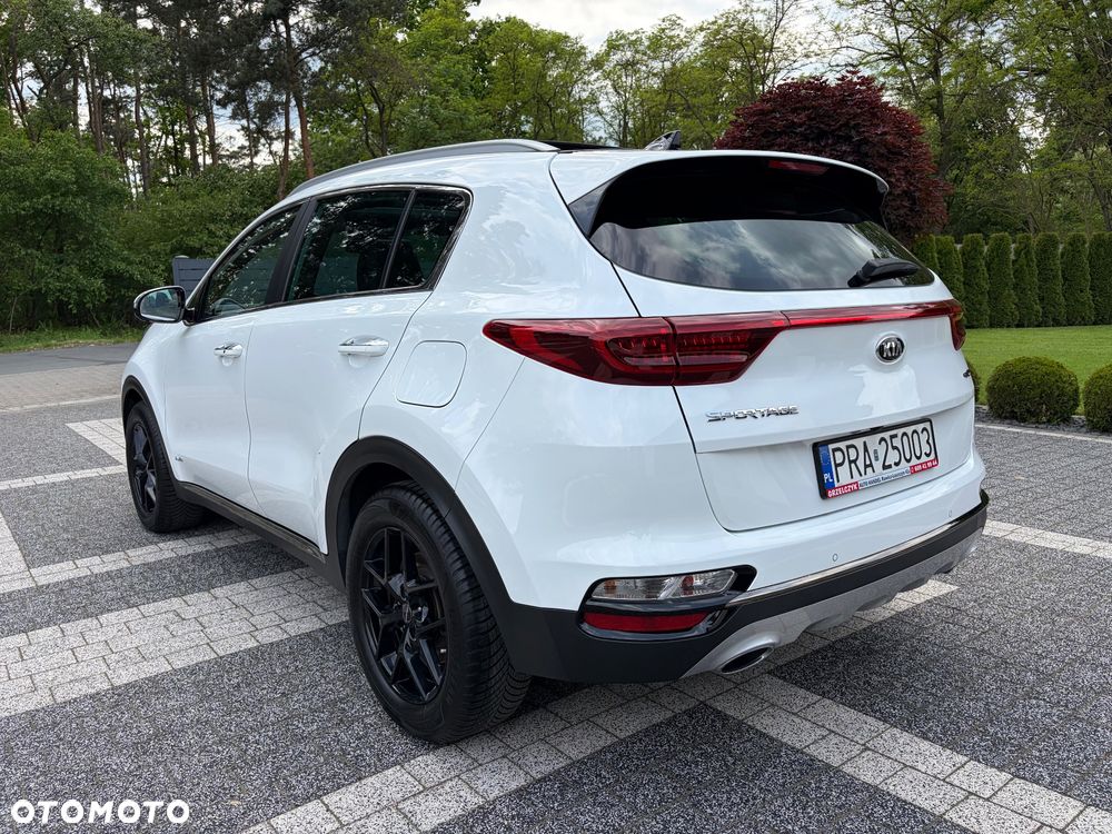 Kia Sportage 2,0 CRDI AWD GT Line - 5