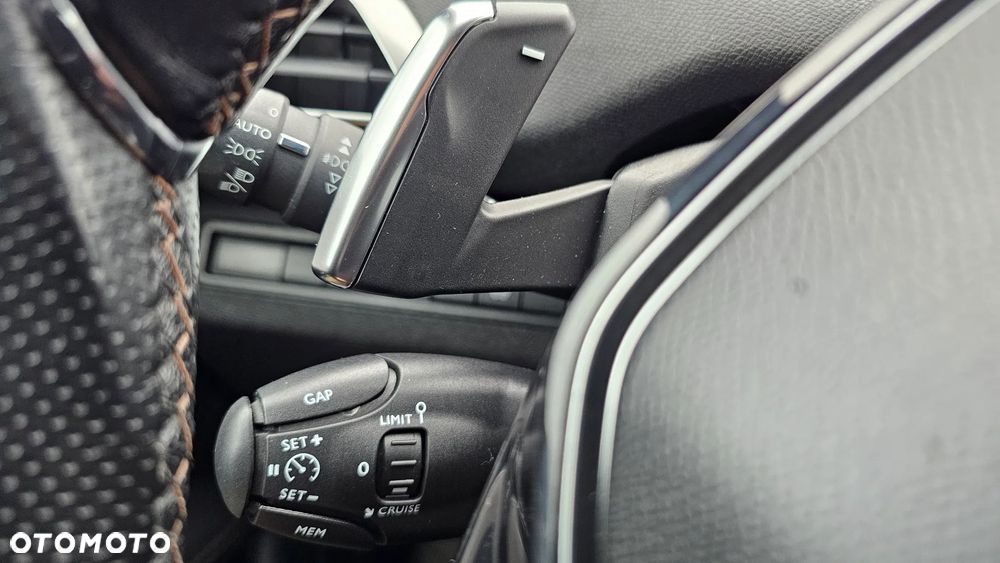 Peugeot 3008 BlueHDi 180 Stop & Start EAT8 GT - 23