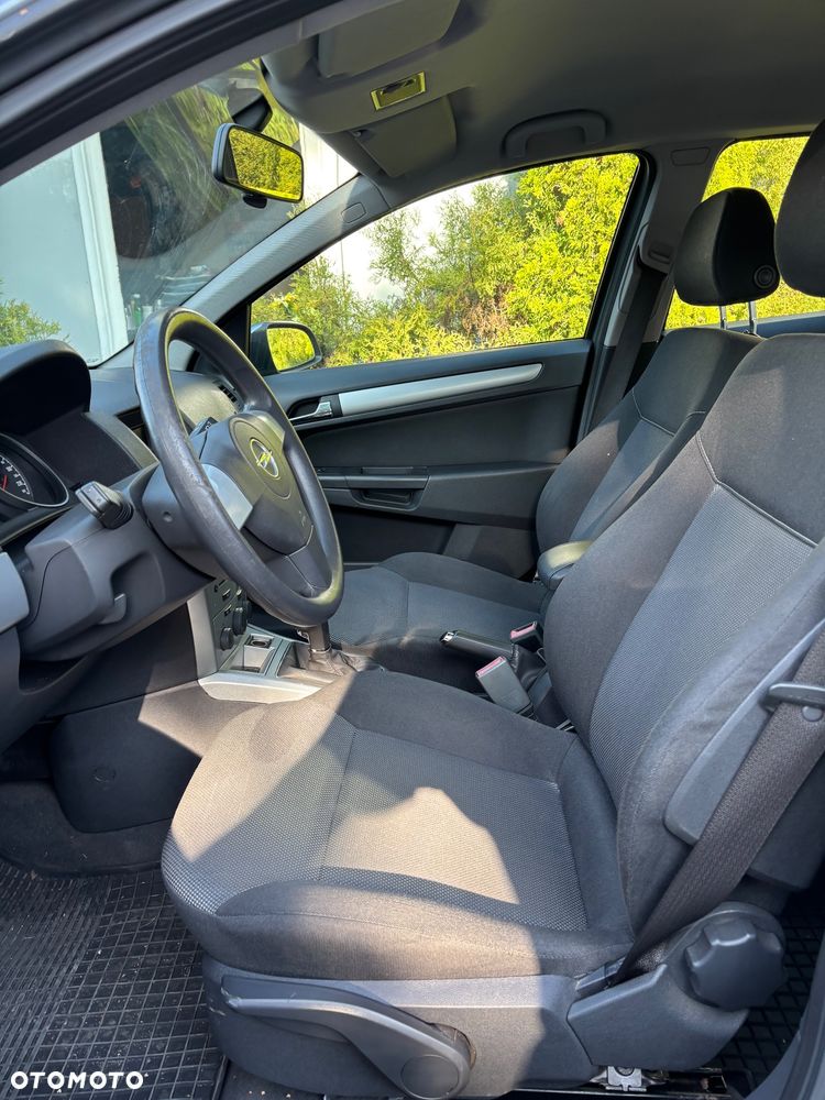 Opel Astra 1.3 CDTI Cosmo - 10
