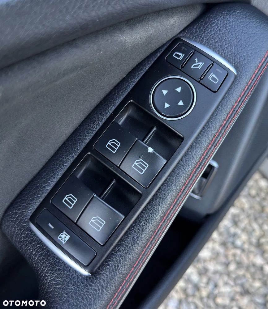 Mercedes-Benz GLA 200 (CDI) d 4Matic 7G-DCT AMG Line - 14