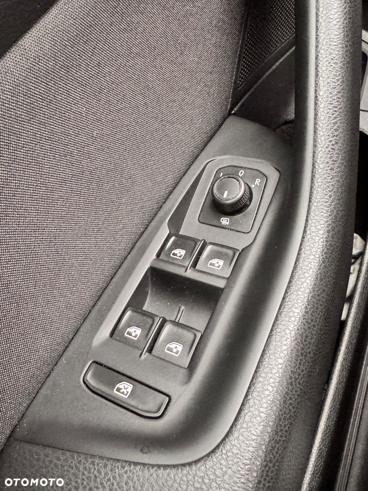 Volkswagen Passat 1.5 TSI EVO Business DSG - 19