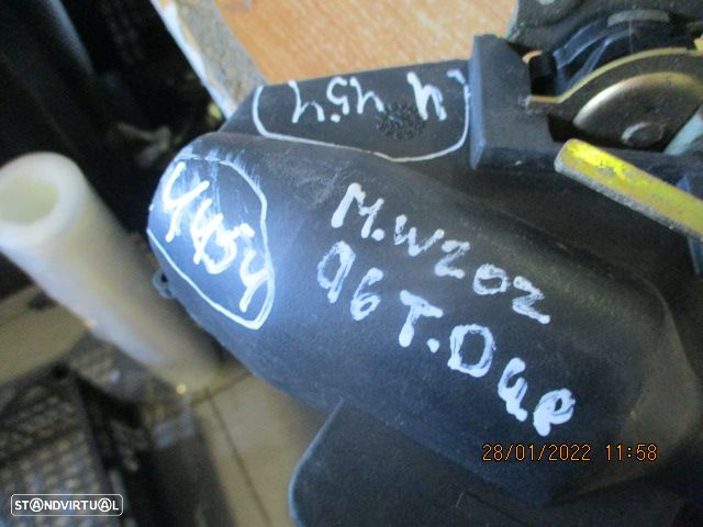Fecho 2027330208 MERCEDES W202 1996 TD MANUAL - 3